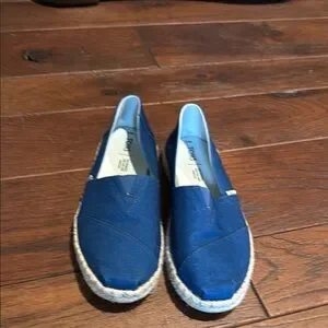 Toms Royal blue classic canvas espadrilles Mens Alpargata Navy SyntheticTrim Espadrille – TOMS.com main image 4